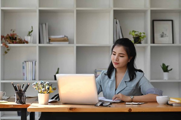 Comment organiser son bureau pour effectuer un travail à distance ?